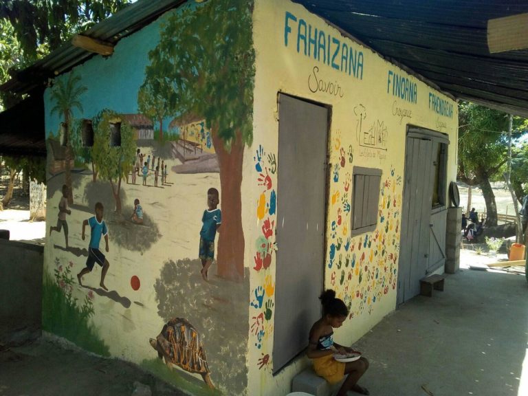 Ecole centre Finoana 1 768x576